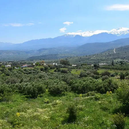 Vakantiehuis Eirini's Stone House Megala Chorafia