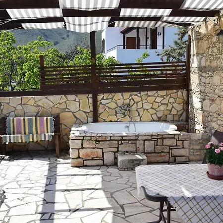 Eirini's Stone House