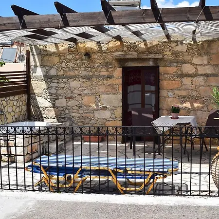Eirini's Stone House Vakantiehuis
